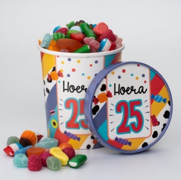 Candybucket 25jaarsfeer 1